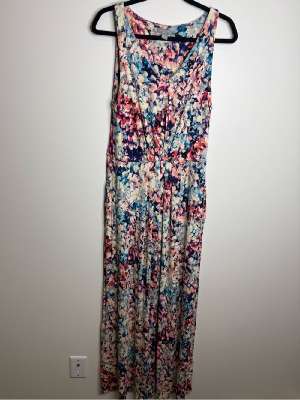 Saint Tropez West Floral Maxi Dress in Navy, Pink, Cream size large